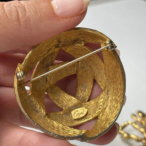 Vintage Gold Tone Brooch Bundle Capri  Amber stones - Picture 13 of 16